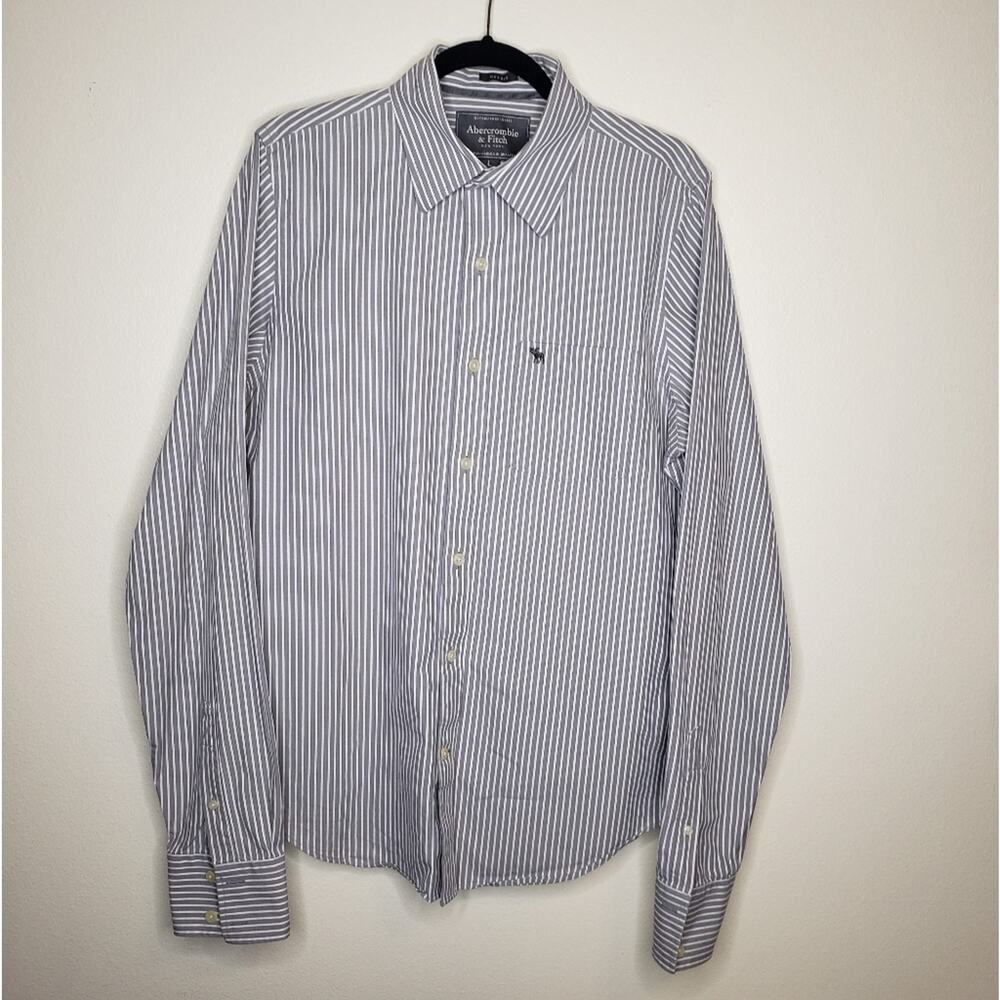 Abercrombie & Fitch| Muscle Button Down Shirt